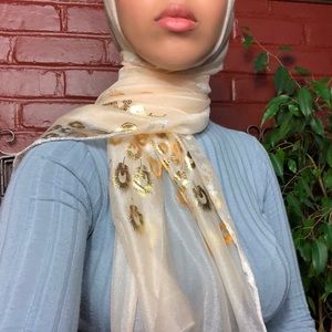 Light weight nude scarf